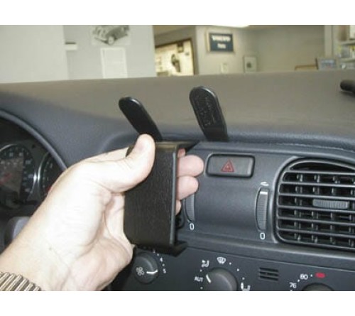 Proclip Volvo S40/V40 01-03 Center mount