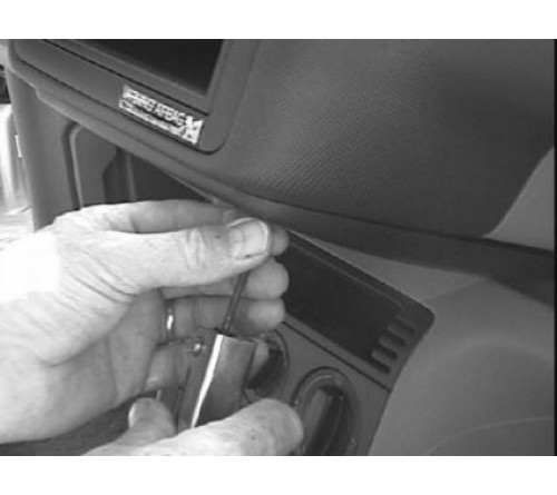 Proclip Volkswagen Lupo 99-05 Angled mount-ONLY Base model