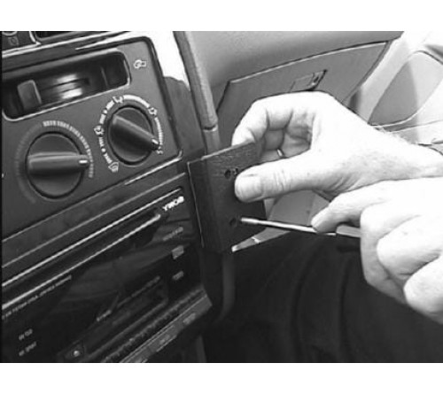 Proclip Toyota Avensis 98-00  Angled mount