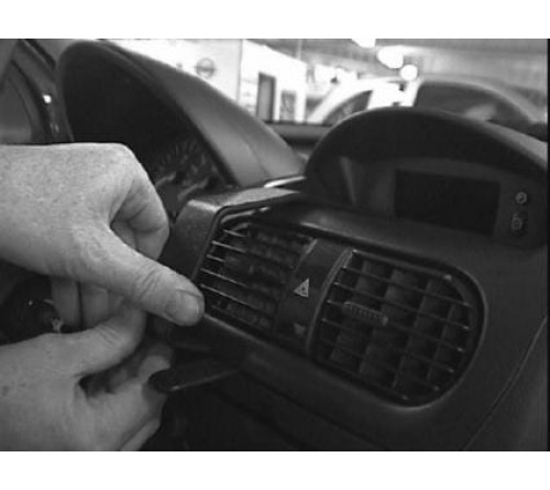 Proclip Opel Corsa 01-06/Combo 02-11 center ONLY display