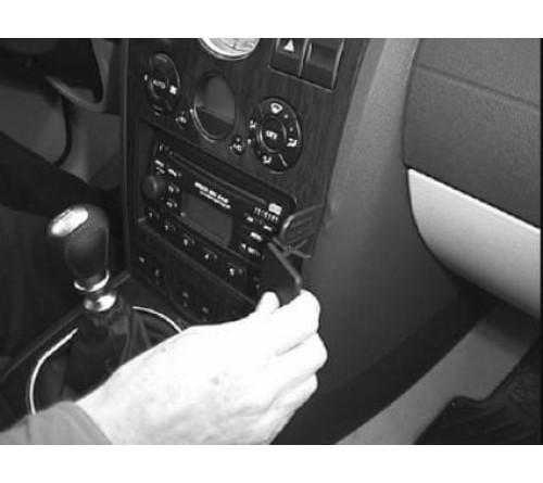 Proclip Ford Mondeo 01-03 Angled mount-blocks cup holder