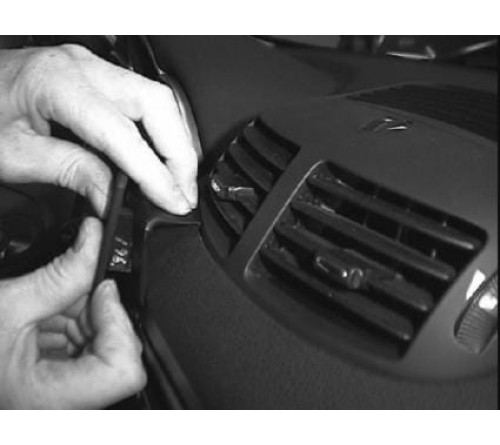 Proclip Alfa Romeo 147 01-11 /GT 04-11 Center mount