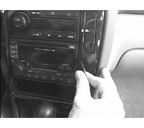 Proclip Subaru Legacy 99-03 Angled mount