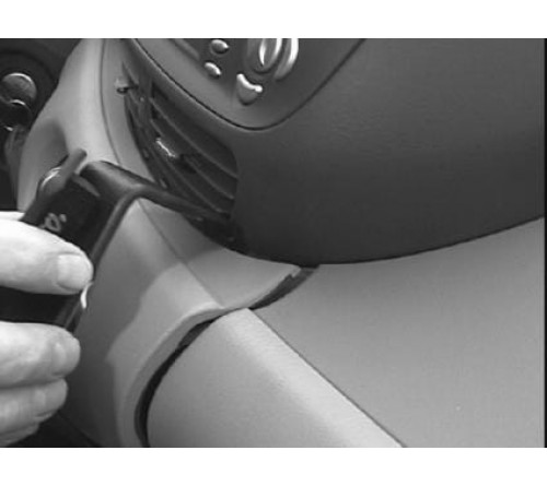 Proclip Nissan Almera Tino 01-03 Angled mount