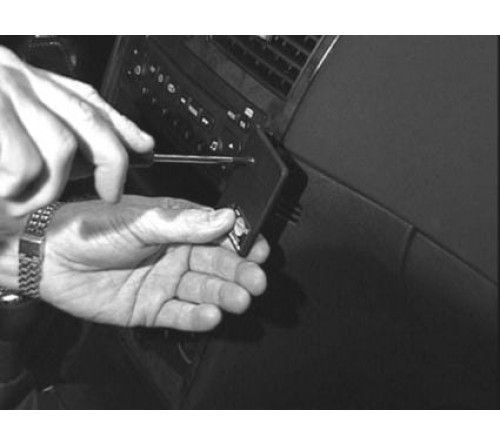 Proclip Peugeot 307 01-09 Angled mount