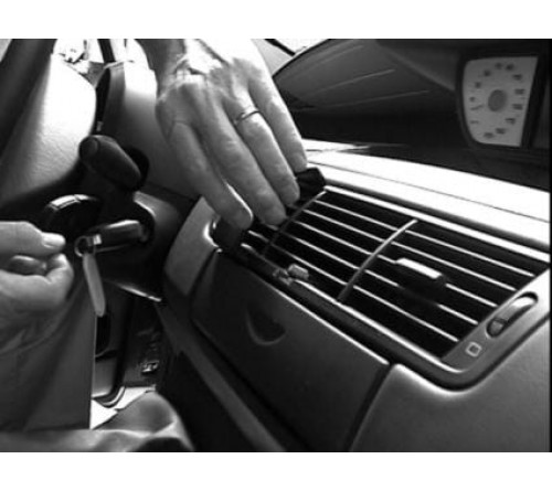 Proclip Citr.C8/Peu.807/Fiat Ulysse/Lan.Phedra 02-11 Center