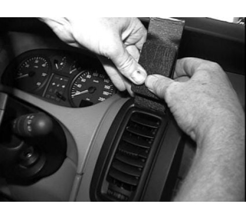 Proclip Ren.Traf./Vivaro/Primastar 02-10 Center mount