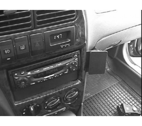 Proclip Kia Shuma II/Sephia II 01-06 Angled mount