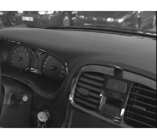 Proclip Hyundai Sonata 02-04 Center mount