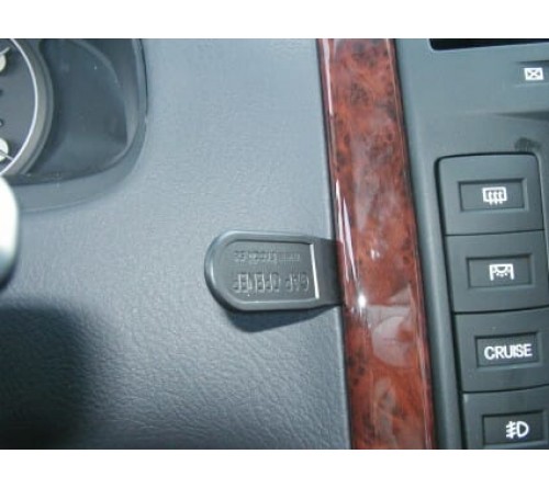 Proclip Kia Carnival 02-03 Center mount