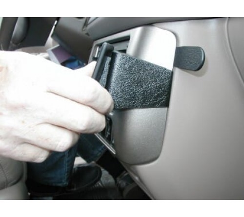 Proclip Toyota Sienna 01-03 Angled mount