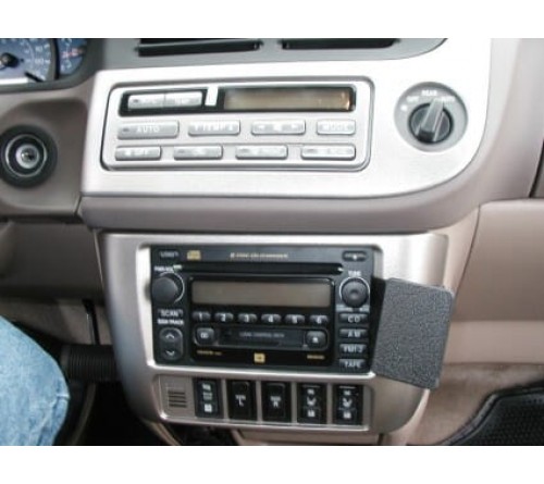 Proclip Toyota Sienna 01-03 Angled mount