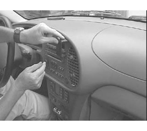 Proclip Saab 9-3 98-02 Center mount ONLY wood
