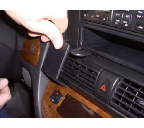 Proclip Daewoo Tacuma 01-04 Center mount