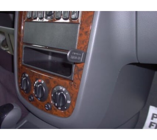 Proclip Mercedes Benz Vaneo 02-06 Angled mount