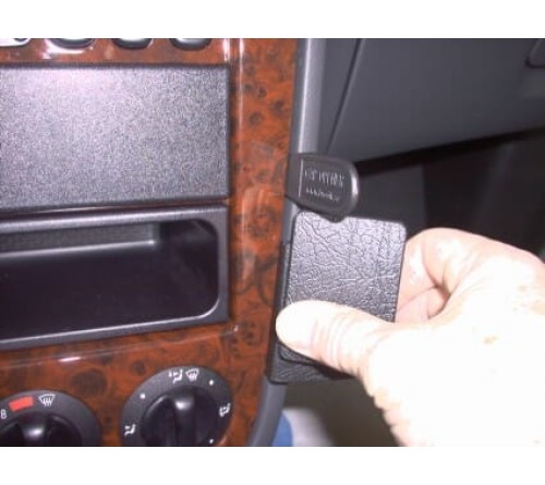 Proclip Mercedes Benz Vaneo 02-06 Angled mount