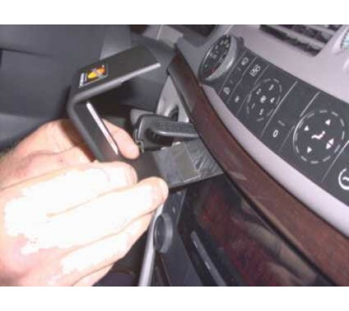 Proclip MB E-Klasse 02-08 Center mount