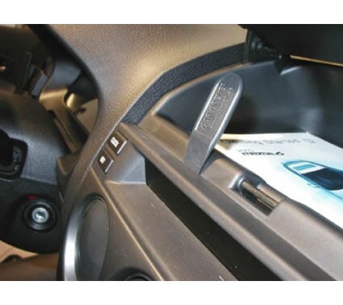 Proclip Mazda 6 02-07 Center mount