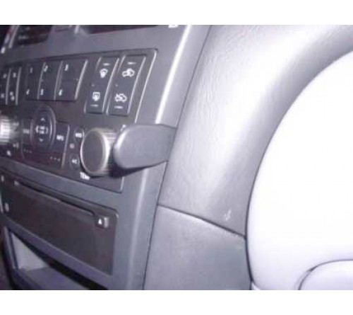 Proclip Nissan Almera 03-07 Angled mount