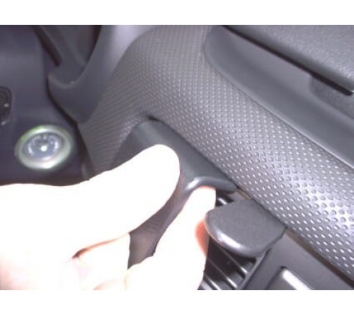 Proclip Subaru Forester 03-07 Center mount