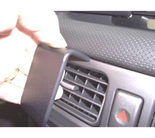 Proclip Subaru Forester 03-07 Center mount