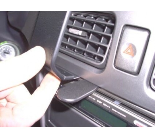 Proclip Subaru Forester 03-07 Center mount