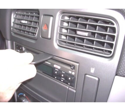 Proclip Subaru Forester 03-07 Angled mount ONLY for cup hold