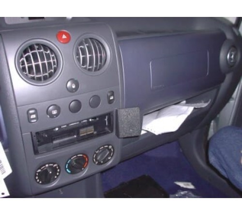 Proclip Citr.Berlingo/Peu.Partner 03-08 Angled mount