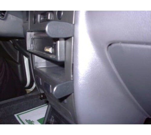 Proclip Daihatsu Sirion 02-06 Angled mount