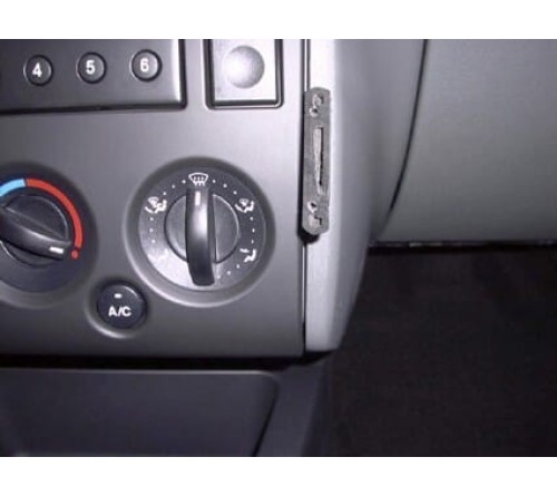 Proclip Ford Fusion 03-05 Angled mount