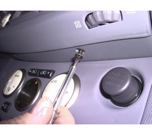 Proclip Nissan Micra 03-10 Angled mount