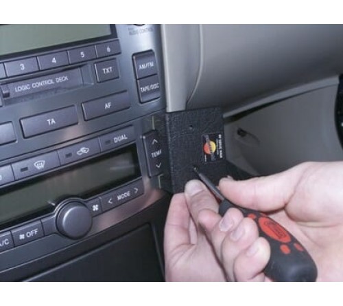 Proclip Toyota Avensis 03 - 08 Angled mount