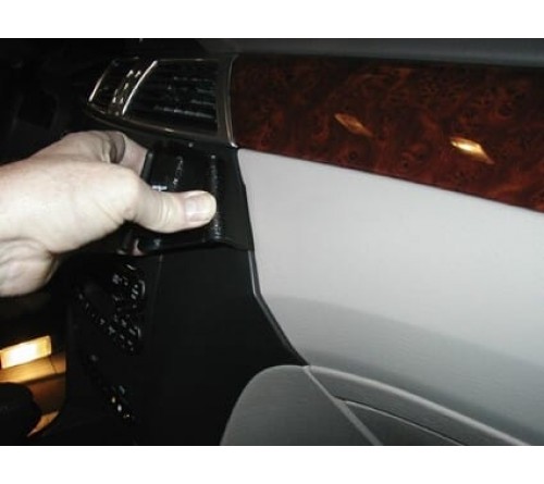 Proclip Chrysler Pacifica 04-09 Angled mount