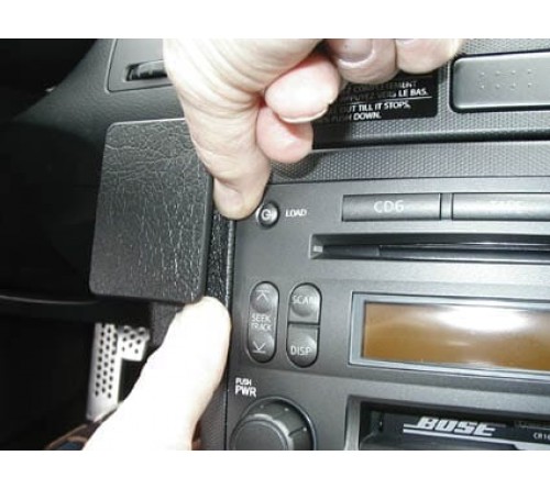 Proclip Nissan 350 Z 03-09 Center mount