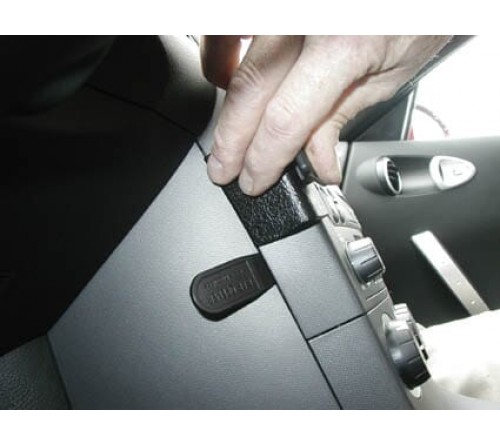 Proclip Nissan 350 Z 03-09 Center mount