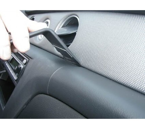 Proclip Mitsubishi Outlander 03-06 Angled mount