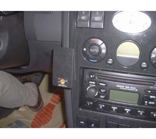 Proclip Ford Mondeo 01-03 Center mount  low