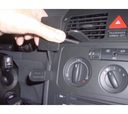 Proclip VW Touran 03-15 Center mount