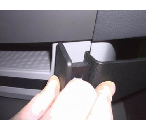 Proclip BMW 520-545 E60 04-10 Angled mount-NOT for leather