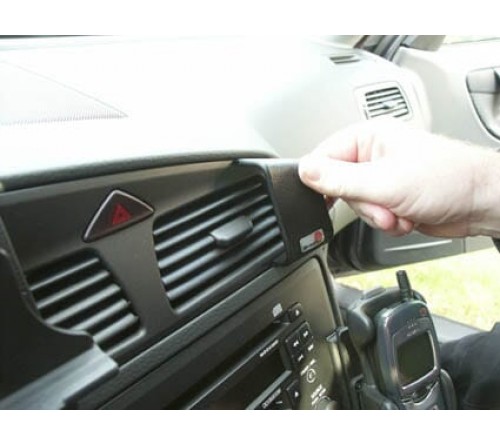 Proclip Volvo V70 00-08/XC70 00-07 - Angled mount  high