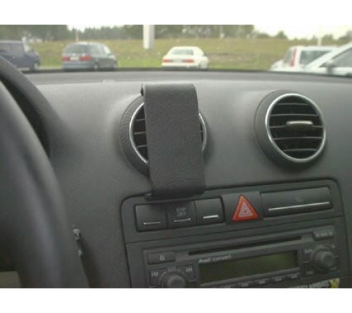 Proclip Audi A3 03-06 Center mount