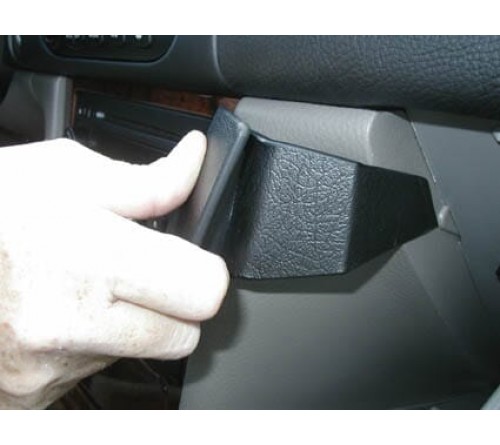 Proclip Suzuki Verona 04-09 Angled mount