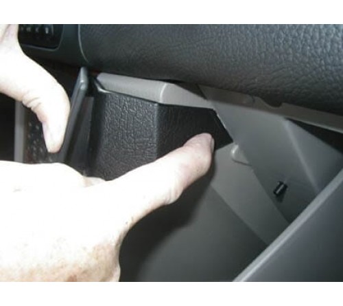 Proclip Suzuki Verona 04-09 Angled mount