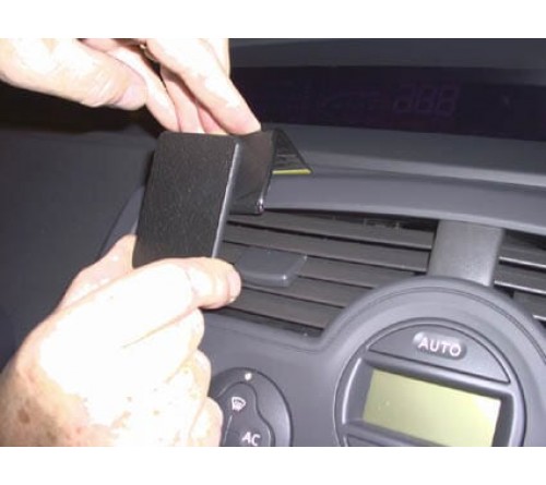 Proclip Renault Scenic 04-09 Center mount