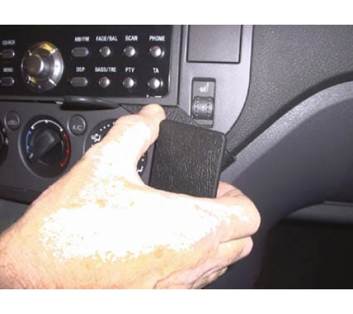 Proclip Ford Focus C-Max 04-10/Kuga 08-12 Angled mount