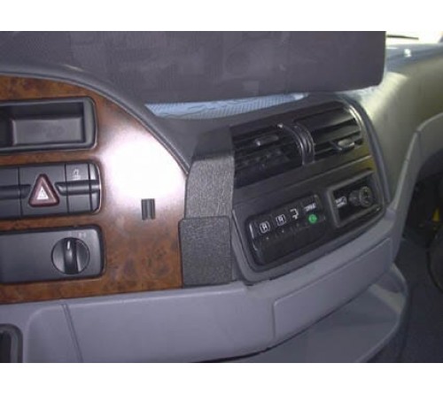 Proclip Mercedes Benz Actros 03-13 Angled mount