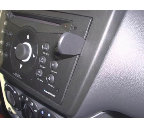 Proclip Suzuki Ignis 04-09 Angled mount