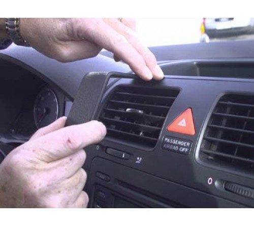 Proclip VW Golf V 04-06  Center mount