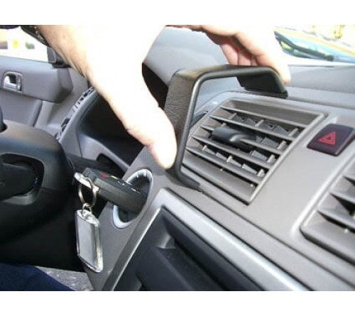 Proclip Volvo S40/V50/C30 04-15 Center mount