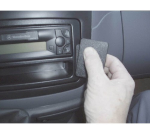 Proclip MB V-Class/Viano/Vito 04-06 Angled mount